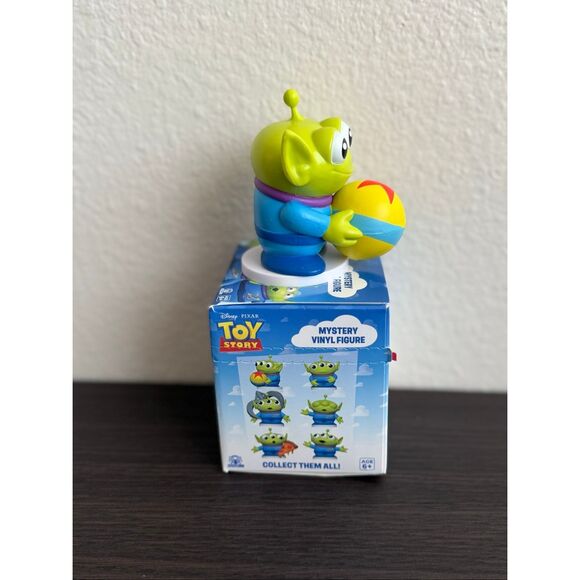 Disney Pixar Toy Story Alien Mystery Vinyl Figure - Ball - Picture 2 of 5